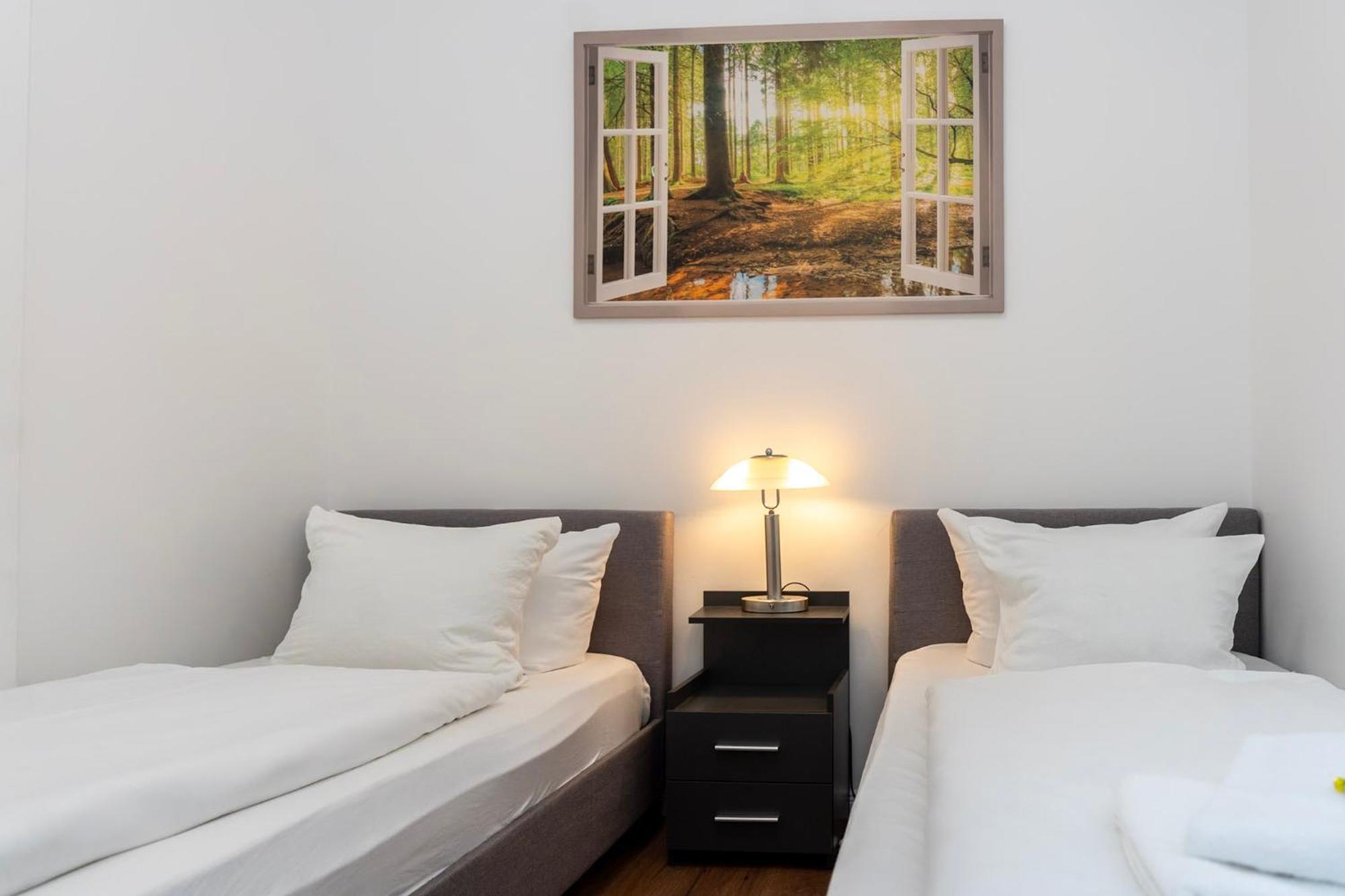 Cosy Nest - Apartment By Comfort Housing ファルケンゼー エクステリア 写真